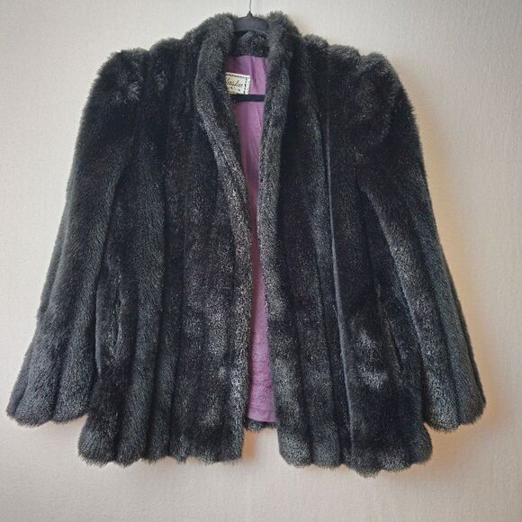 alaska paris new york Jackets & Blazers - ♥Alaska Paris New York faux fur Vintage coat